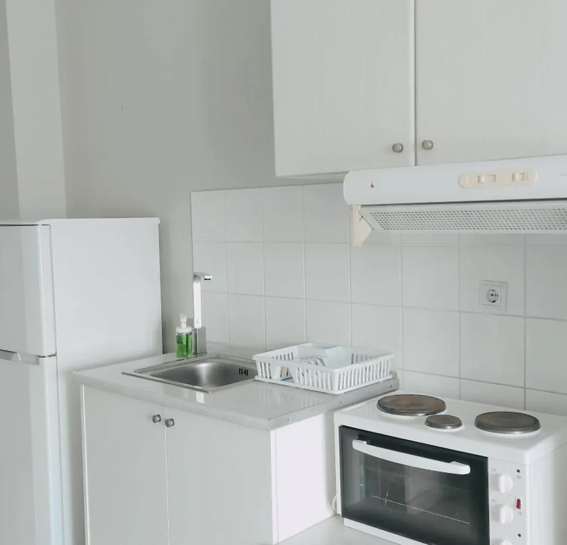 Kiki'S Place Nikiti