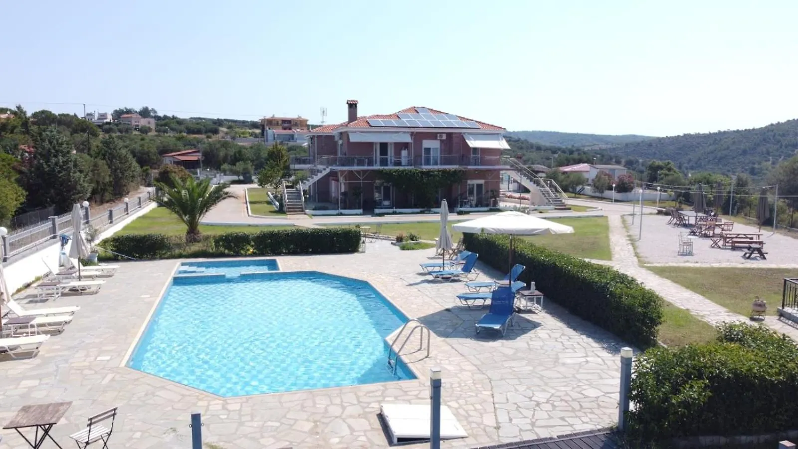 Kiki'S Place Nikiti  Aparthotel